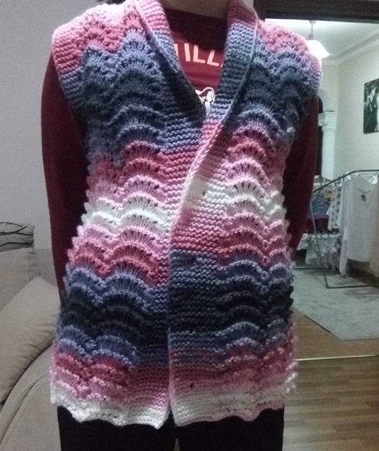 Karnıbahar Örgü Modeli Çocuk Hırkası