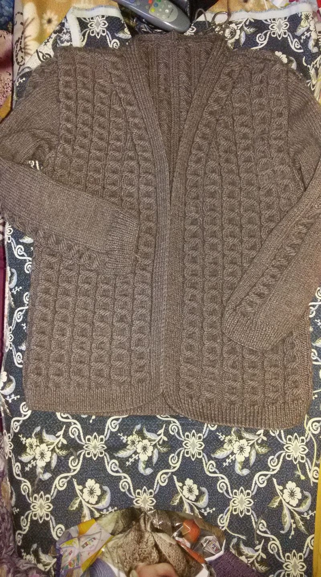Kuş Gözü Örgü Modeli Bayan Yeleği